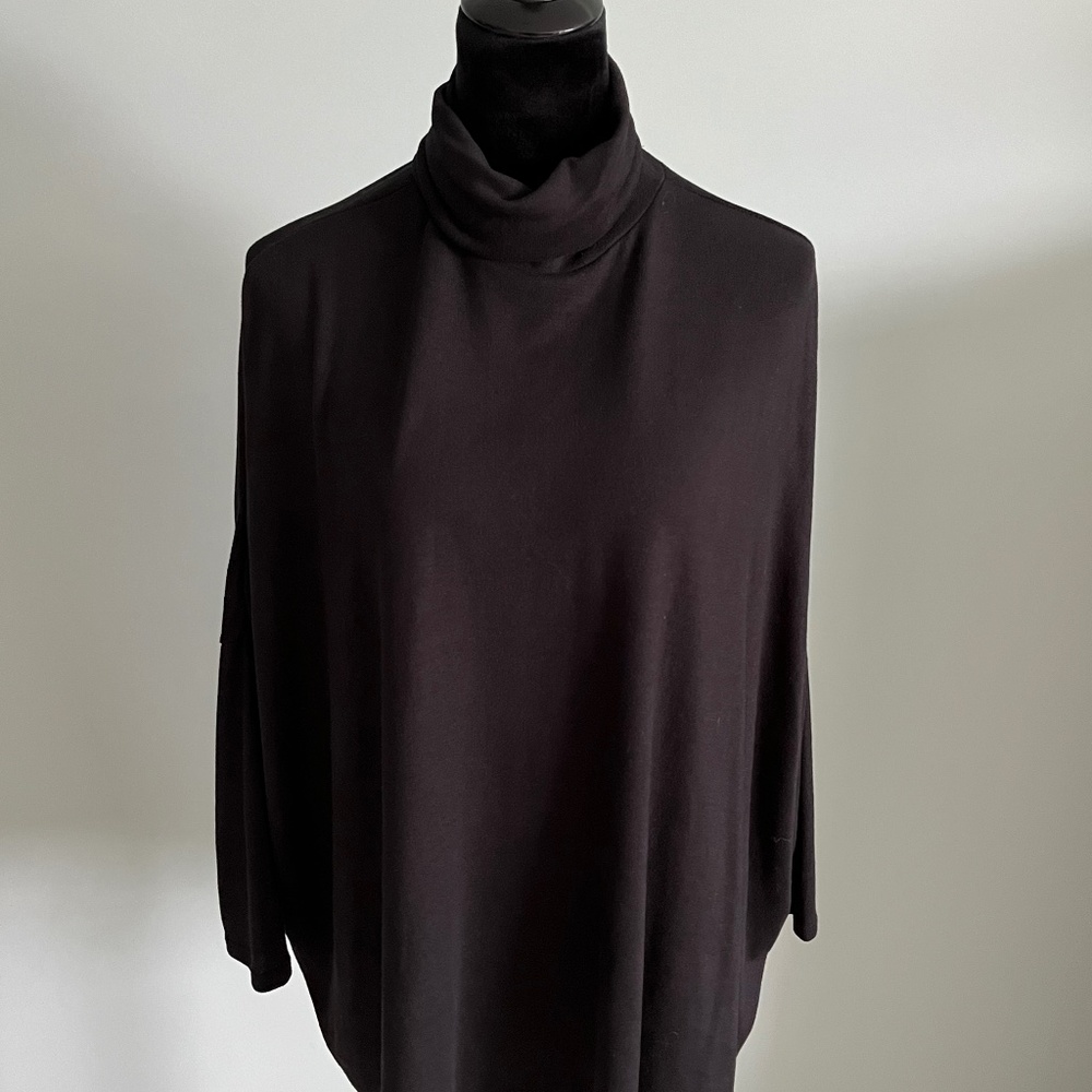 LuLaRoe Elsa Black Pullover Turtleneck Sweater M